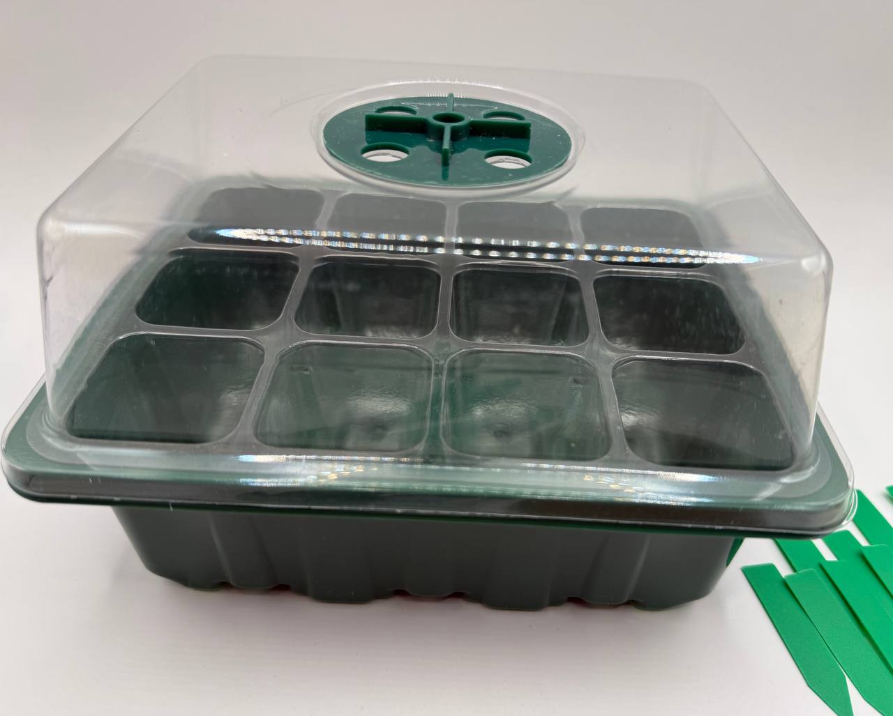 Изображение мини-тепличка