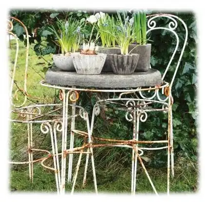 Вазони для вуличних рослин