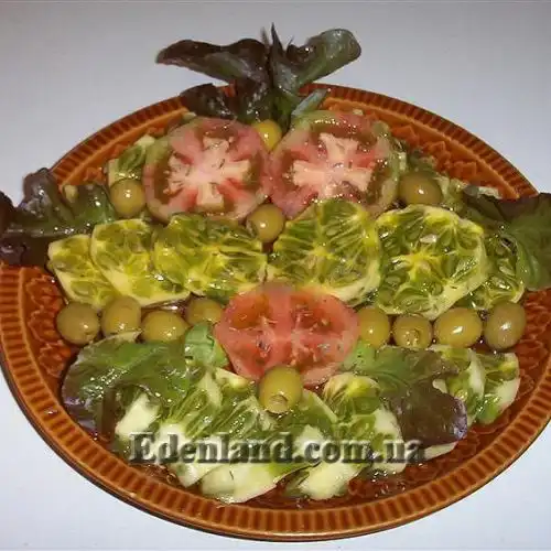 Изображение освежающий салат с кивано